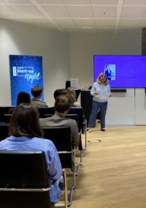 Svenja von Croowy Impulsvortrag Start-up Night