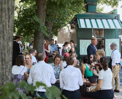 Essen & Austausch bei der "Meet & Eat"-Aktion der DZG