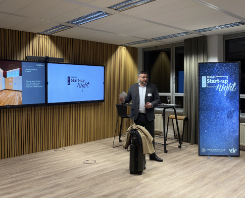 Christian Wolf (urbitum) Pitch